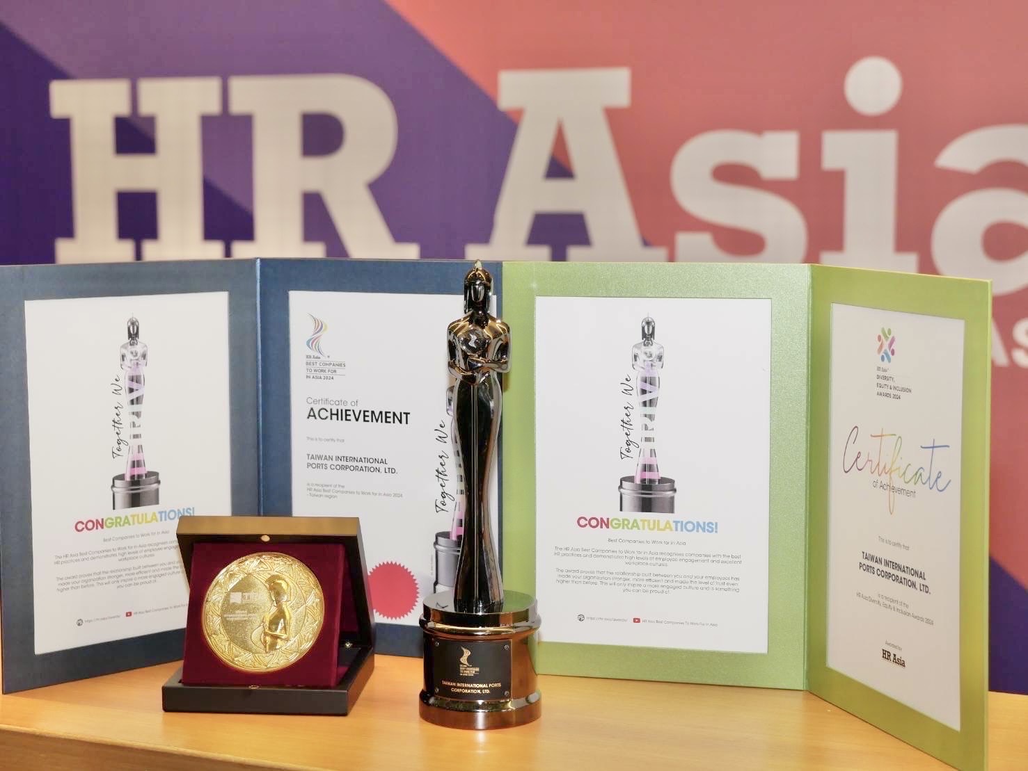 臺灣港務公司榮獲HR ASIA 亞洲最佳企業雇主獎及DEI多元平等共融獎